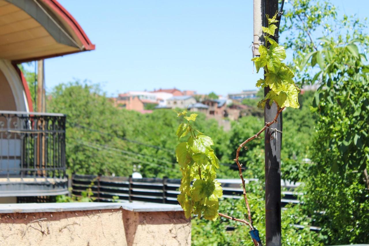 Nino'S Guest House Tiflis Exterior foto