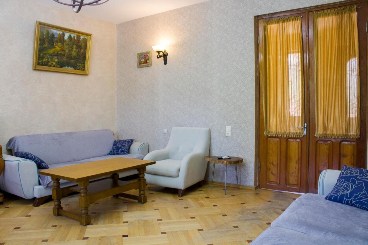 Nino'S Guest House Tiflis Exterior foto