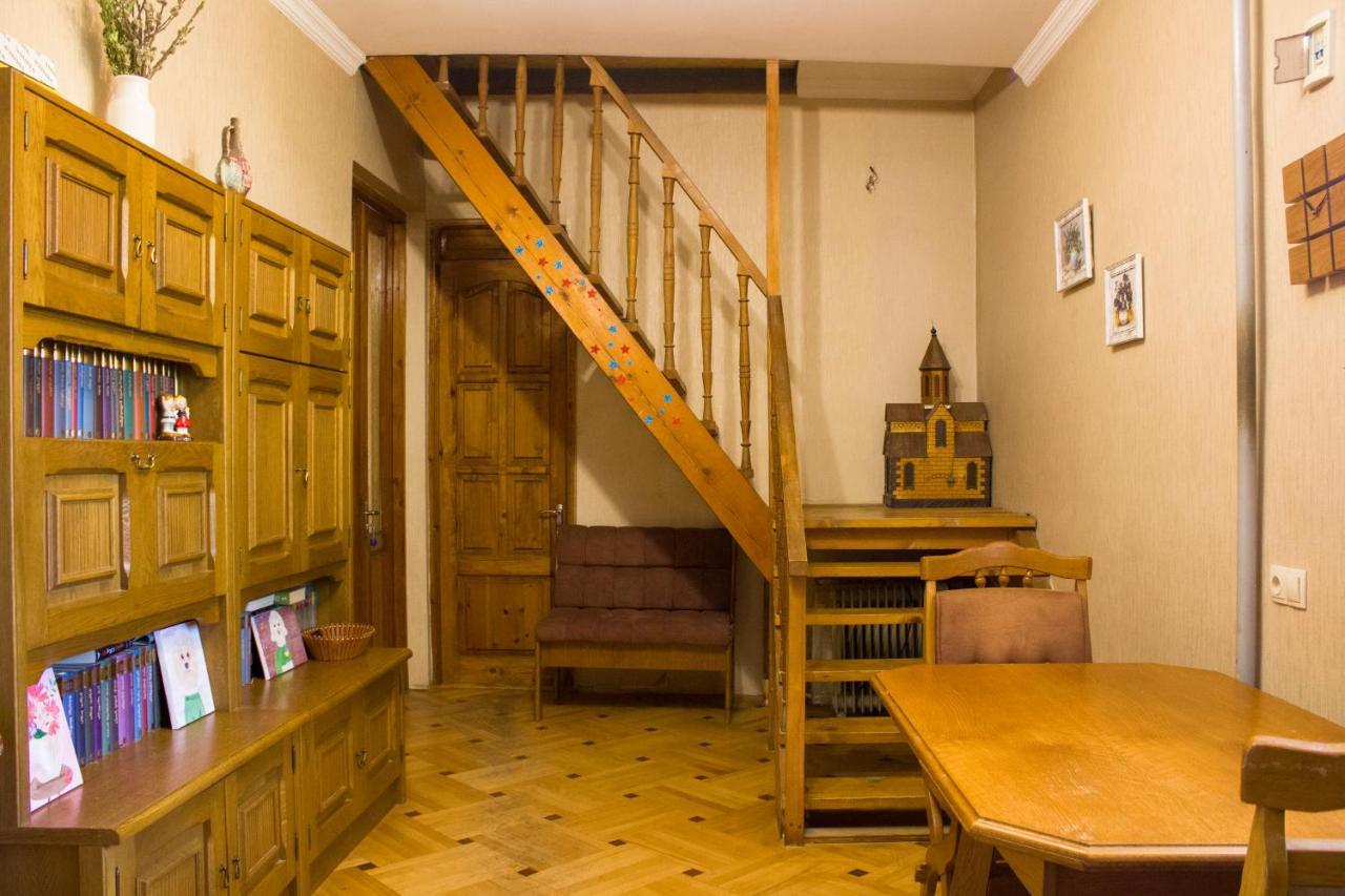 Nino'S Guest House Tiflis Exterior foto