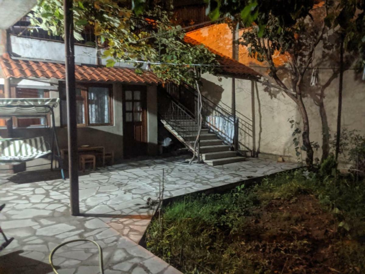 Nino'S Guest House Tiflis Exterior foto